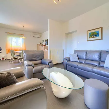 Apartament Near In Krk-insel Krk 55211