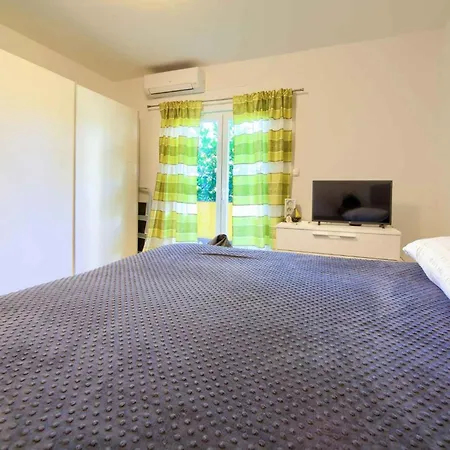 Near In Krk-insel Krk 55211 Apartament Krk Town